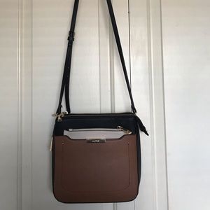 Aldo’s Saliniel Bag in the colour Bone
